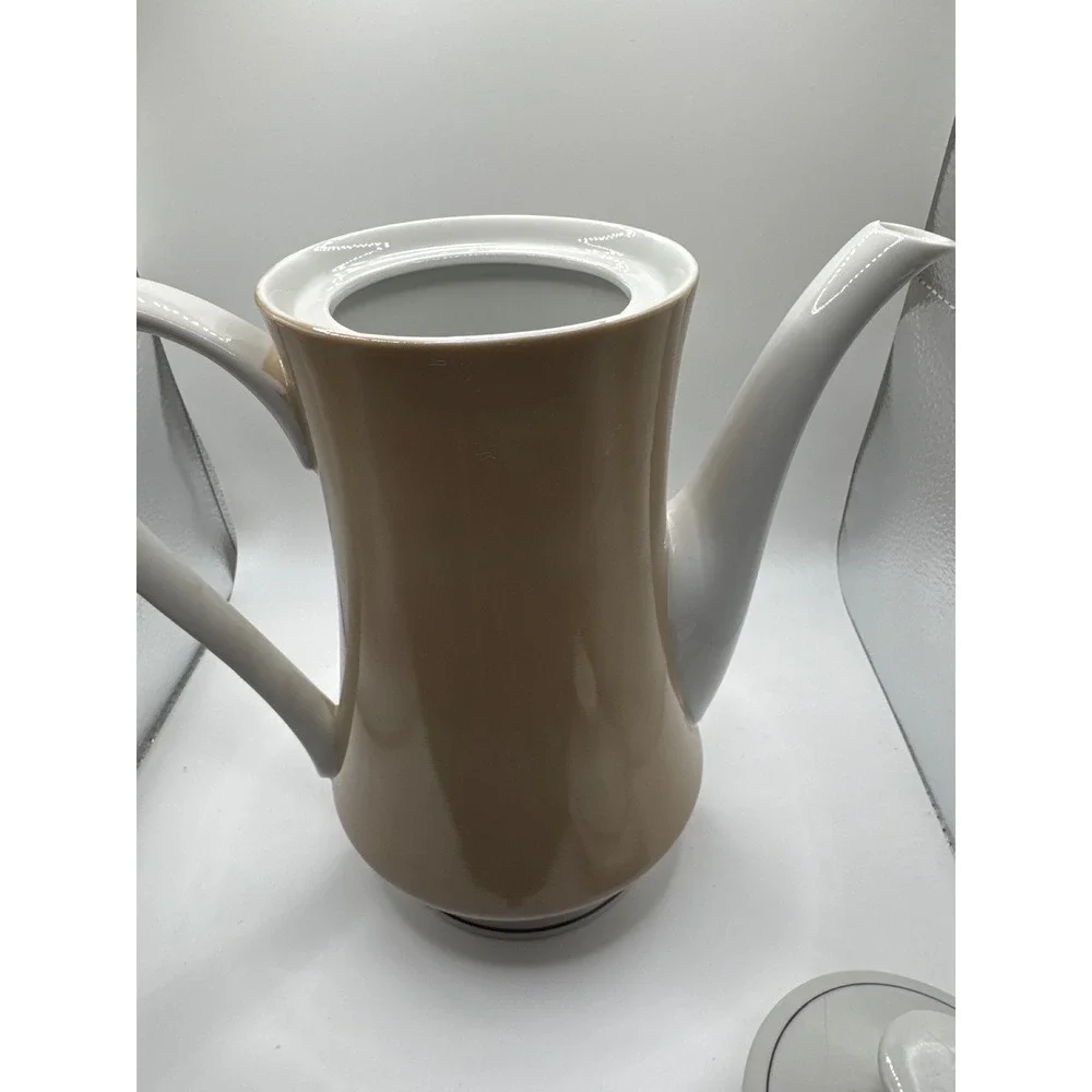 Wellington fine china